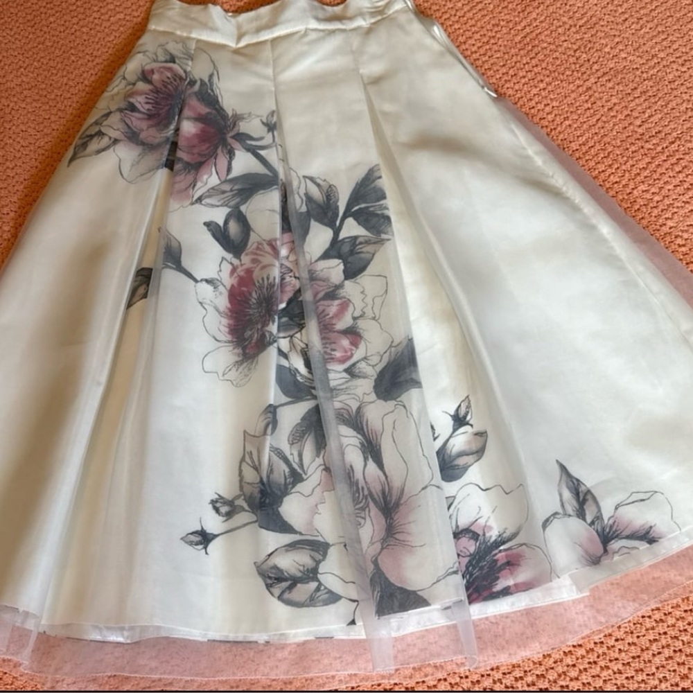 White House Black Market A-Line Skirt with Pink Floral Design